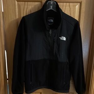 Women’s The North Face Black Performance Jacket High Collar Fleece